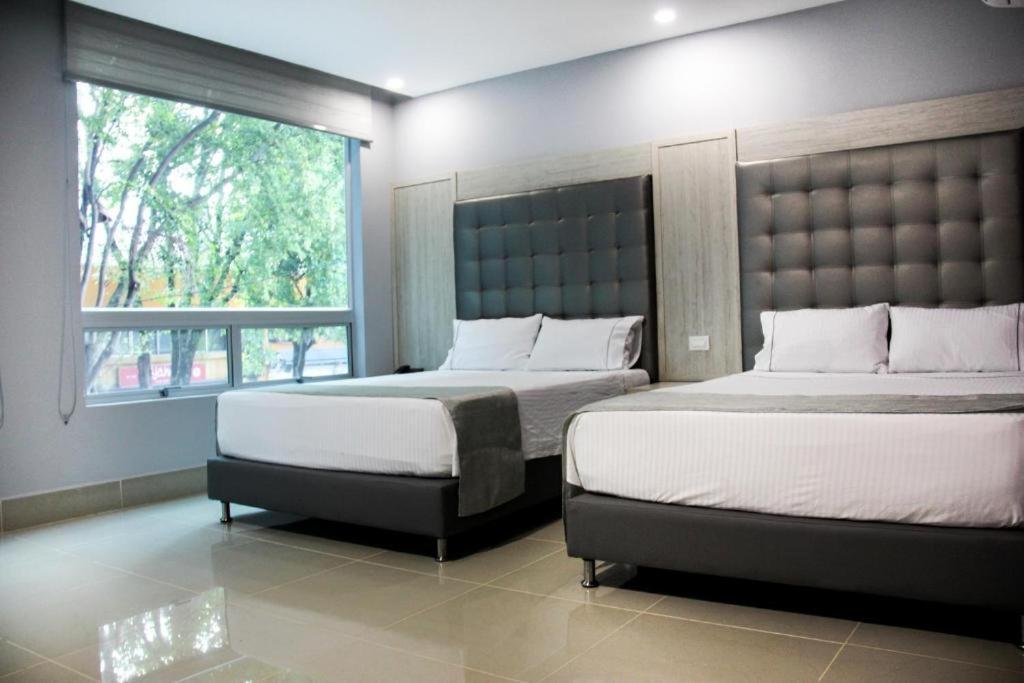 Hotel Lleras 10 Medellin Exterior photo